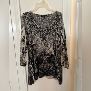 B.L.E.U Blouse
